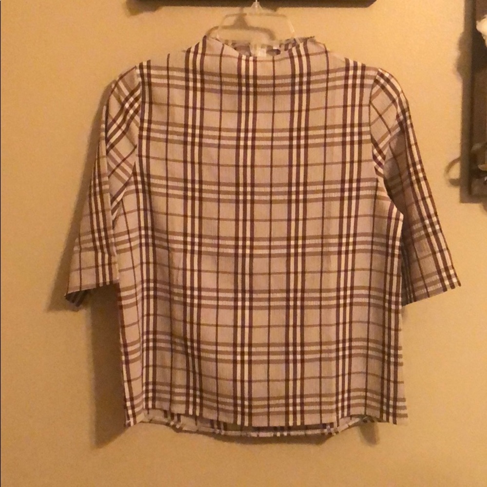Woman’s Tops